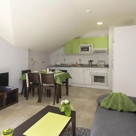 Turisticos Playa De Tapia *