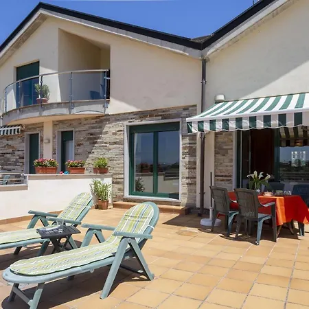 Turisticos Playa De Tapia * Tapia De Casariego