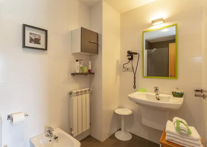 Turisticos Playa De Tapia * Tapia De Casariego