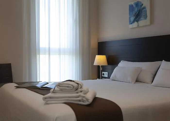 Turisticos Playa De Tapia Tapia De Casariego