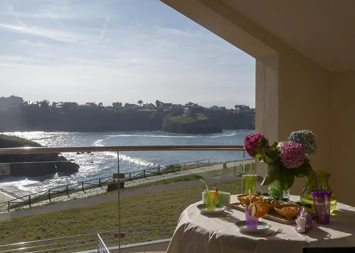 Turisticos Playa De Tapia Tapia De Casariego