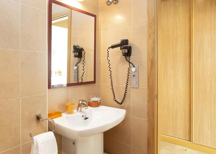 Turisticos Playa De Tapia *