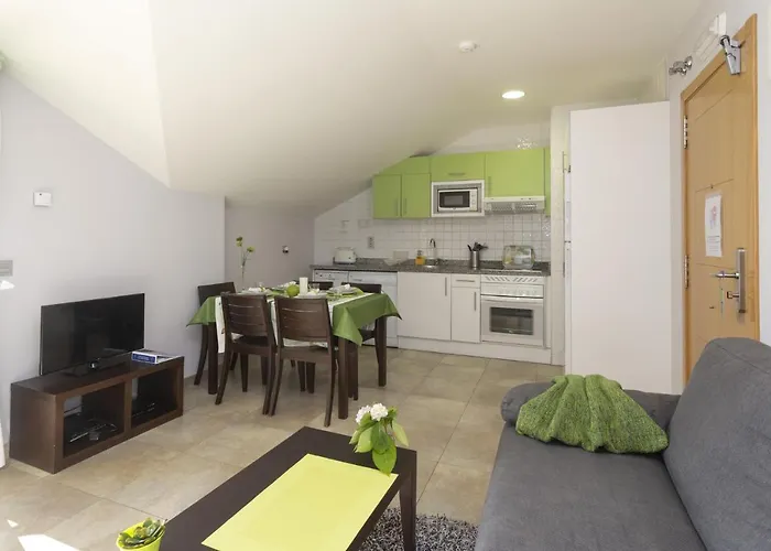 Turisticos Playa De Tapia *