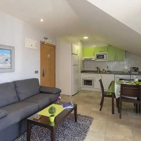 Turisticos Playa De Tapia * Tapia de Casariego