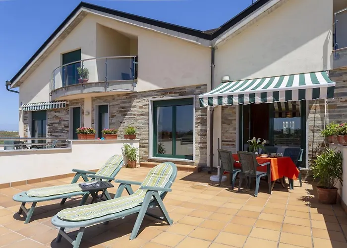 Turisticos Playa De Tapia * Тапия-де-Касарьего